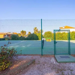 Apartment Entierement Renove Avec Terrasse, Saint-Tropez